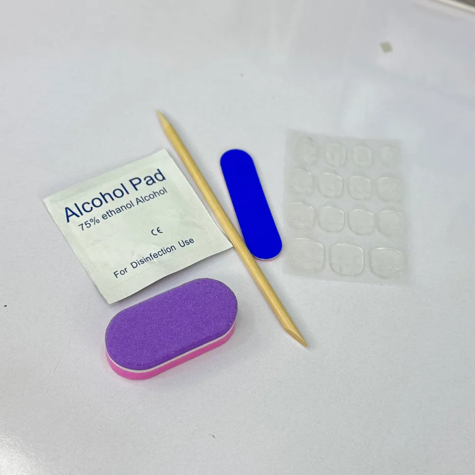 Nails Application Kit | Trendy Trinkets