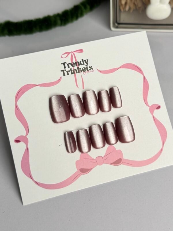 Cat-Eye MSQ-TTBK-0006 press-on nails | Trendy Trinkets