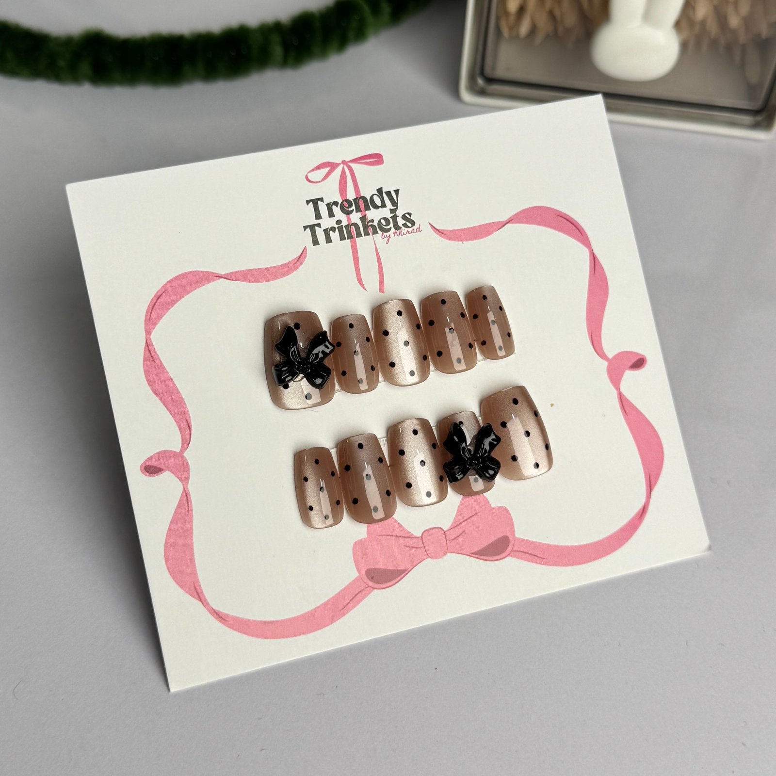 Cat-Eye TTBK-0001 press-on nails | Trendy Trinkets