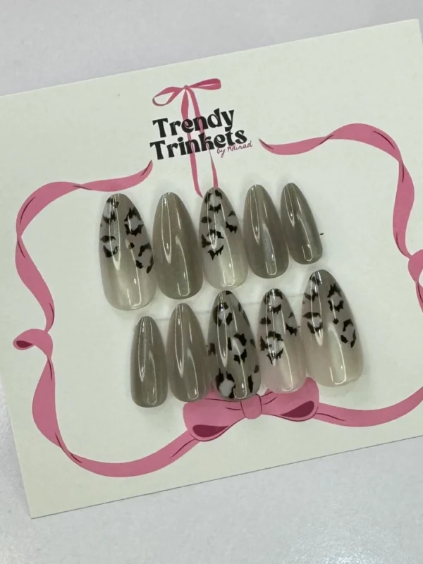 Cat-Eye TTBK-0010 press-on nails | Trendy Trinkets