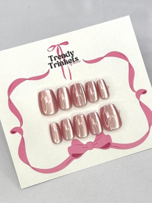 Cat-Eye MSQ-TTBK-0004 (DARK) press-on nails | Trendy Trinkets