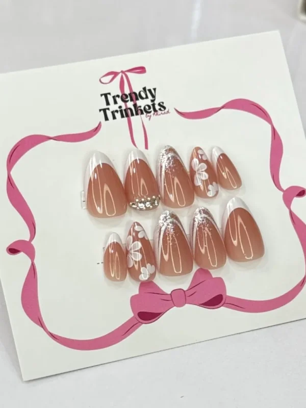 TTBK-0004 press-on nails | Trendy Trinkets
