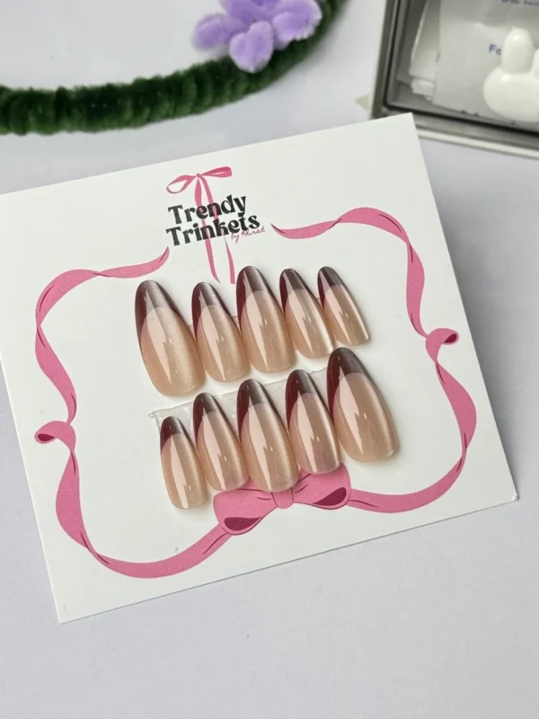 Cat-Eye TTBK-0009 press-on nails | Trendy Trinkets