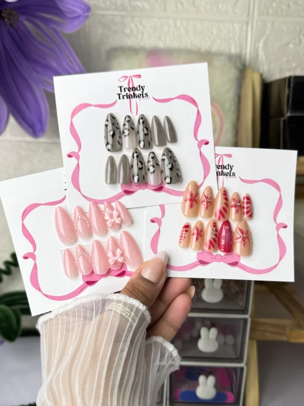 FREE DELIVERY DEAL TTBK-0004 press-on nails | Trendy Trinkets