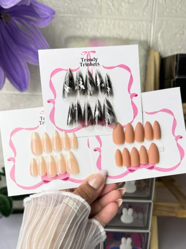 FREE DELIVERY DEAL TTBK-0015 press-on nails | Trendy Trinkets