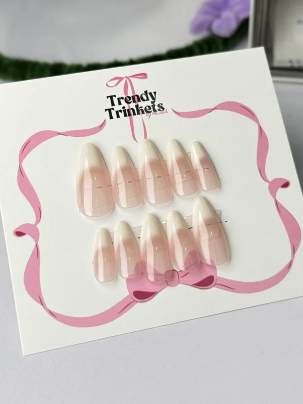 TTBK-0005 press-on nails | Trendy Trinkets